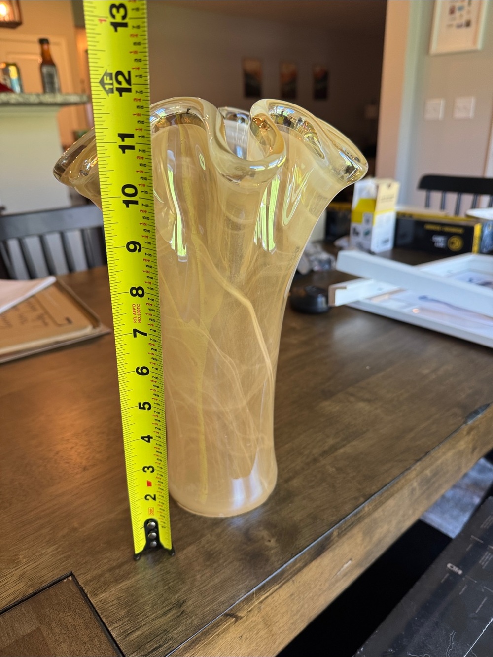 Yellow Ruffle Glass Vase - Picture 3 of 5